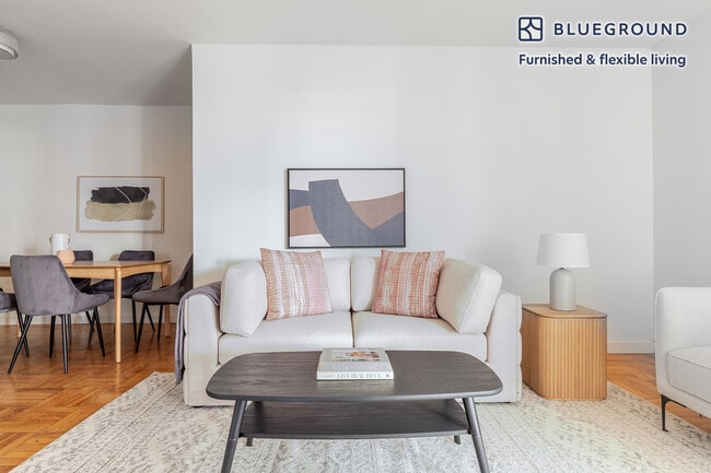 Photo - 300 E 46th St Unit FL9-ID1778