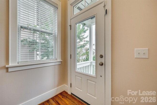 Photo - 799 Herrons Ferry Road
