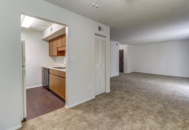 Photo - Ashley Pointe