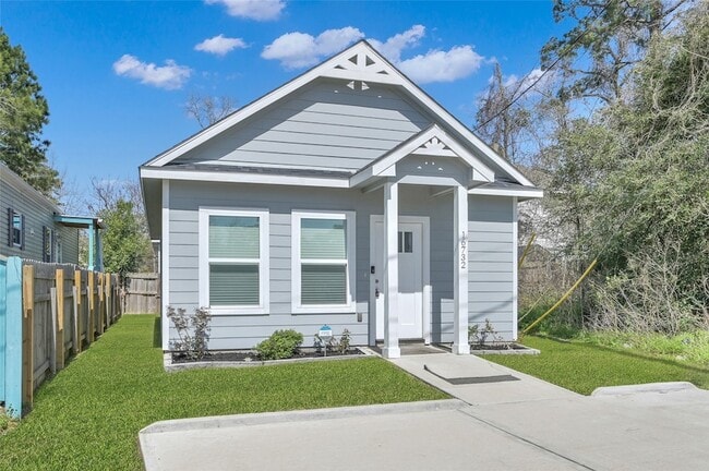 Photo - 16732 E Juneau St