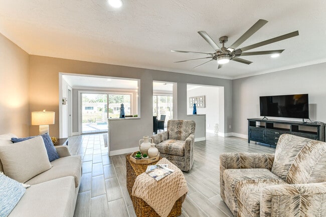 Photo - 2473 Yorkshire Dr Unit SI ID1546420P