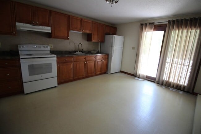 Photo - 84 Franklin St Unit 1