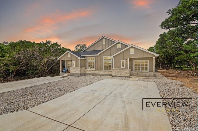 Photo - 243 Sliprock Dr