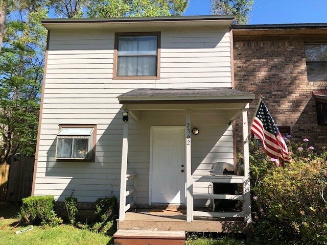 Building Photo - 2362 Ryan Pl