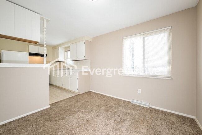 Photo - 1022 Taylor St
