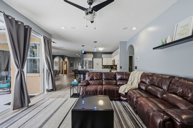 Photo - 11509 Glenmont Dr Unit SI ID1395642P