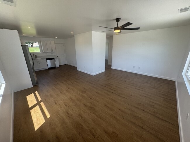 Photo - 138 Hobson St Unit 1