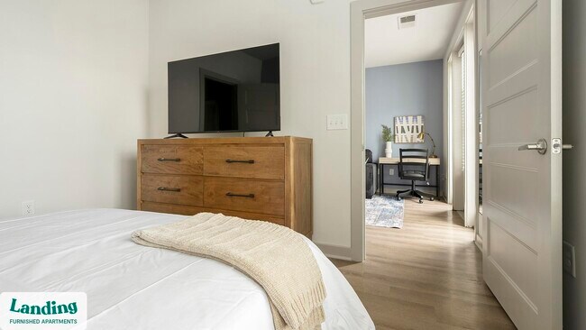 Photo - 340 W 25th St Unit 2-106