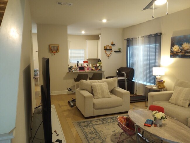 Photo - 1328 Windermere Wy