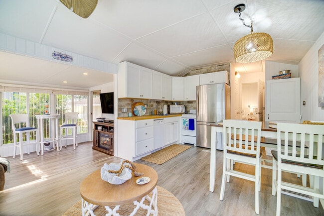 Photo - 1161 Nettles Blvd Unit SI ID1546132P