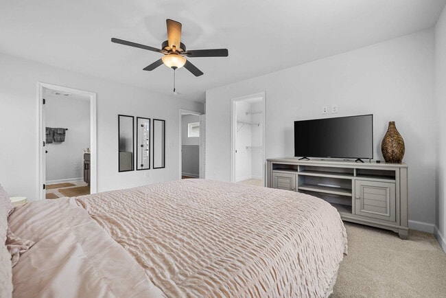 Photo - 1741 Fenway Lp Unit SI ID1609776P