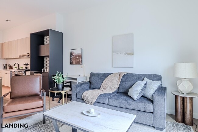 Building Photo - 2623 Keene St Unit 516