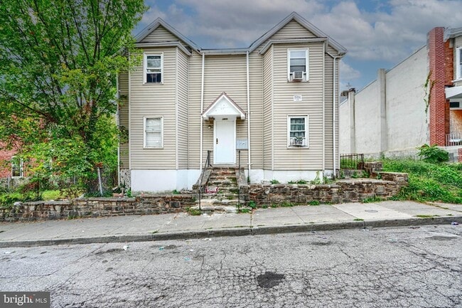 Building Photo - 1511 Carswell St