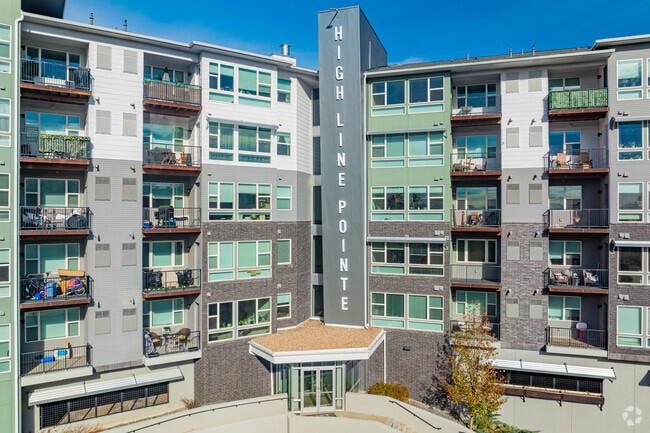 Building Photo - High Line Pointe