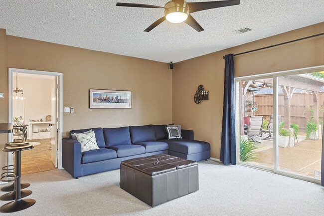 Photo - 2080 Kamla Rd Unit ID1029673P