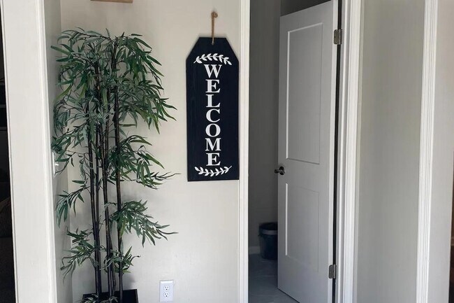 Photo - 1060 Washington Ave Unit SI ID1289333P