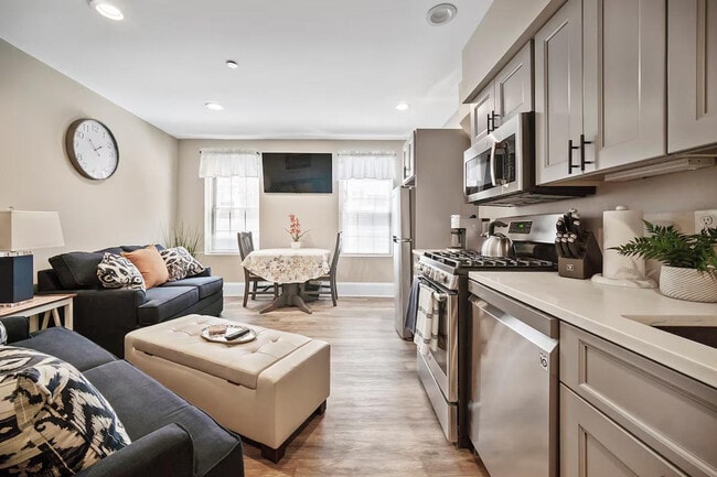 Photo - 472 Commercial St Unit SI ID1364253P