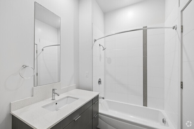 Studio - 452SF - Bathroom - 17 CENTRAL