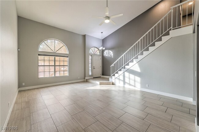 Photo - 20 Fantasia Ln