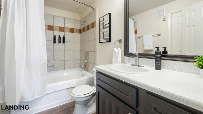 Photo - 3250 Hudson Crossing Unit 631