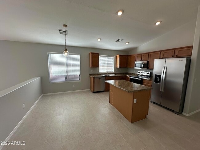 Photo - 1115 E Elm Rd