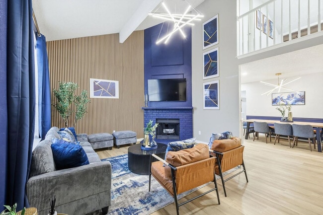 Building Photo - 2 St Charles Pl Unit ID1389216P