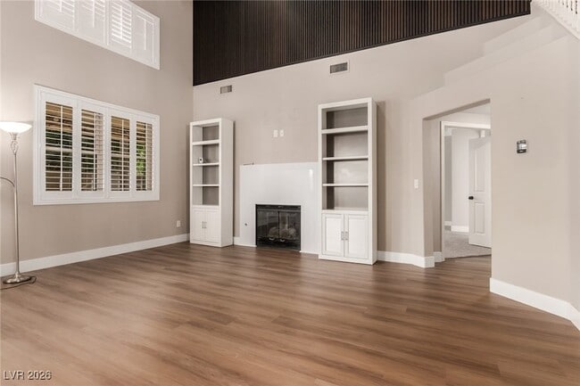 Photo - 264 Pointe Ranier Ave