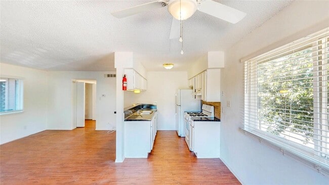 Photo - 2707 Windswept Cove Unit 203