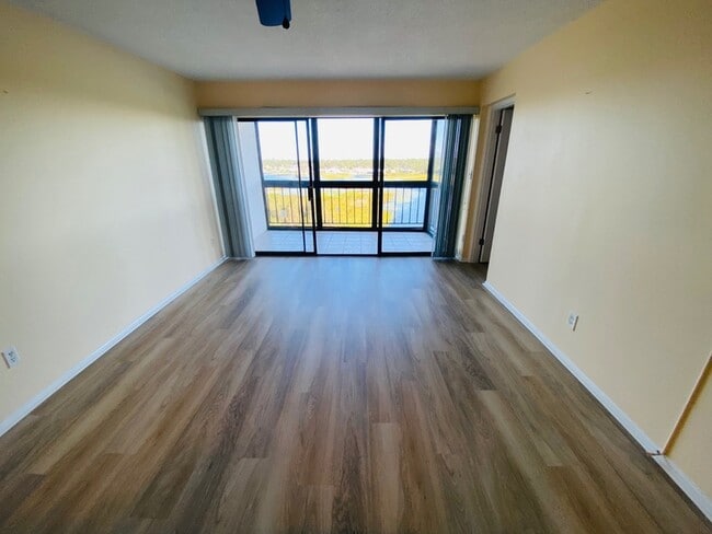 Photo - 117 Country Club Dr Unit 702