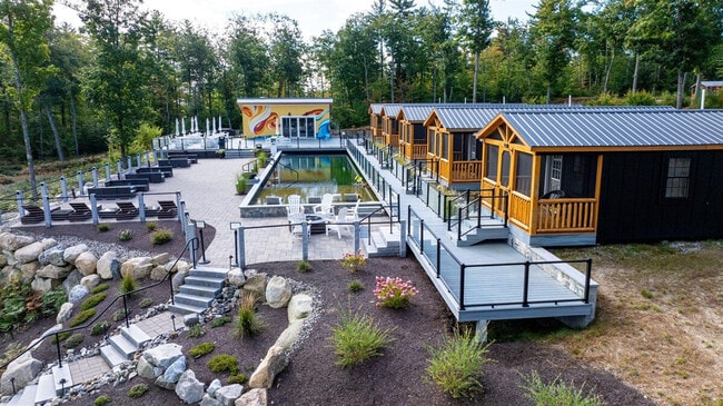 Photo - 13 Autumn Ln Unit ID1255700P