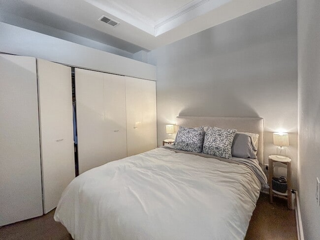 Photo - 212 W Washington St Unit 1513