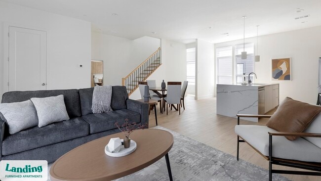 Building Photo - 2206 Arroyo Ave Unit 104