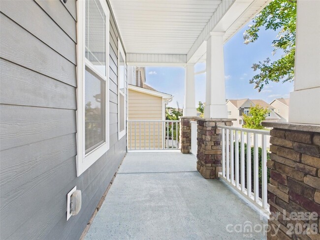 Photo - 1455 Briarfield Dr NW