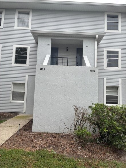 Building Photo - 7193 E Bank Dr Unit 106