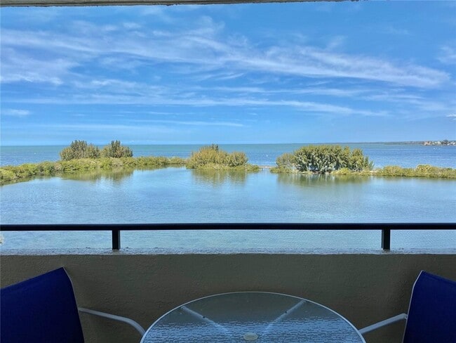 Building Photo - 5915 Sea Ranch Dr Unit 509