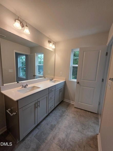 Photo - 159 Copper Fox Ln