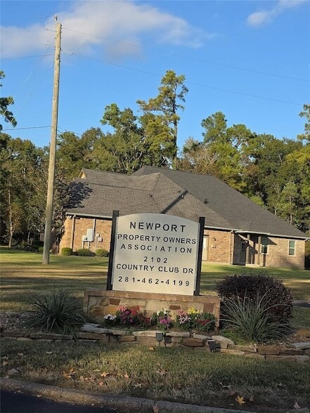 Photo - 427 Vane Way