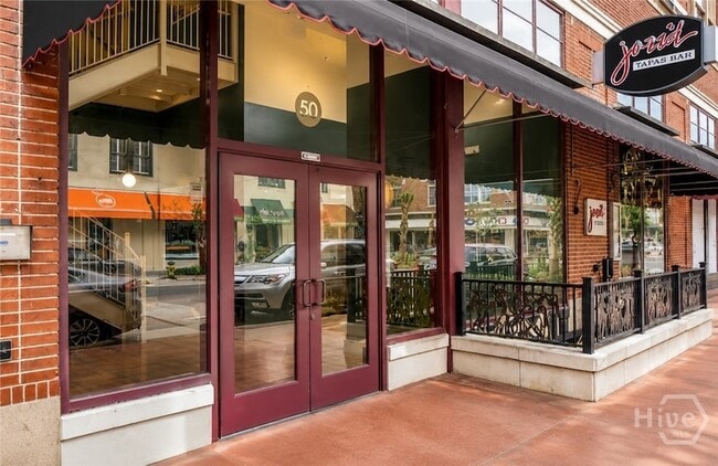 Photo - 122 W Broughton St Unit 202