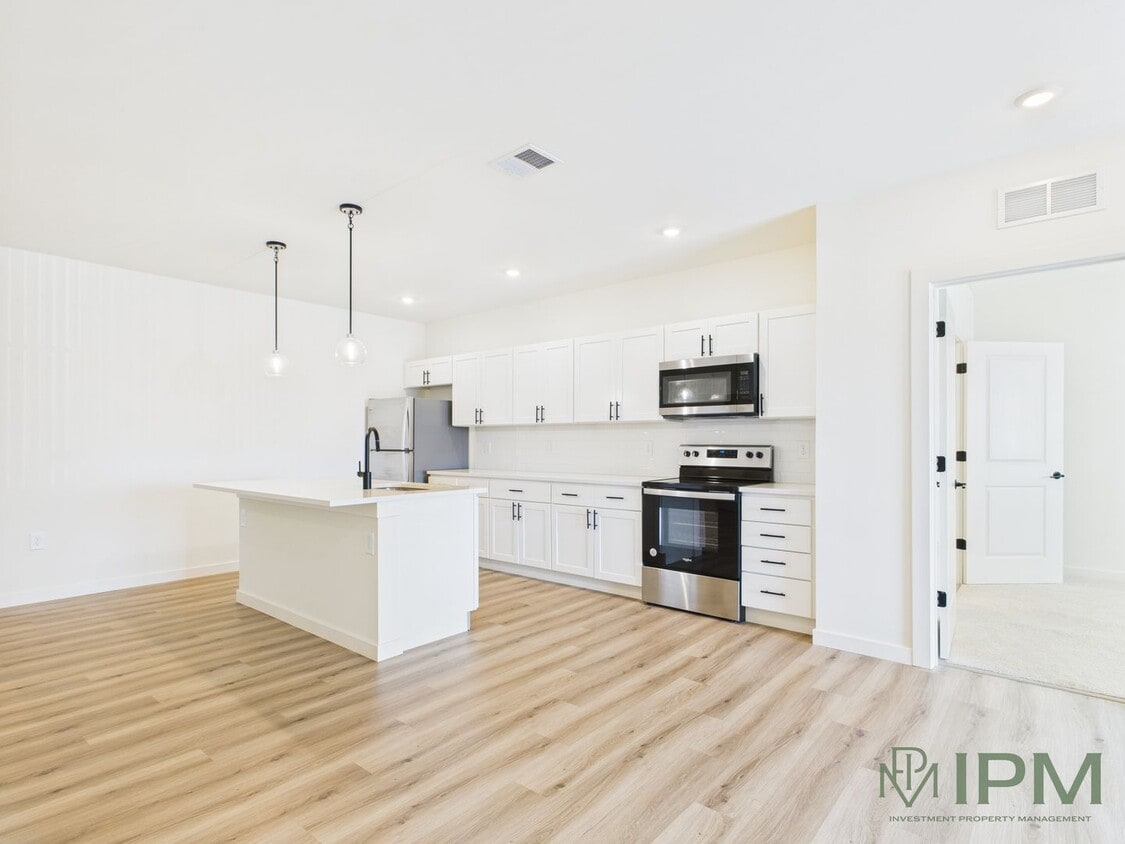 Floor Plan - 2B - Darlington 1F