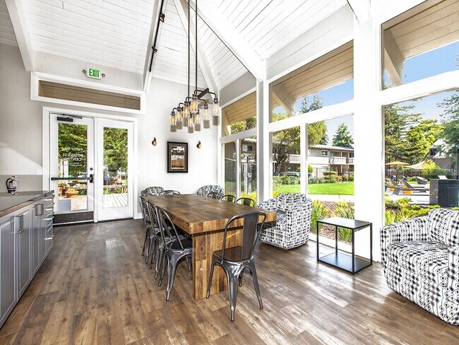 Building Photo - Cypress Point