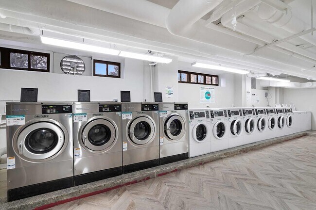 Photo - 225 St Pauls Ave Unit 7N