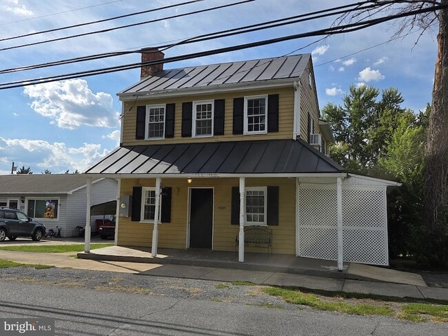 Building Photo - 5335 Germain St