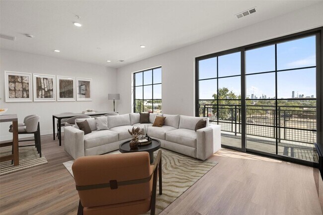 Building Photo - 4315 S Congress Ave Unit 428