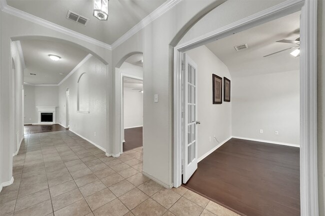 Photo - 1209 Evers Dr