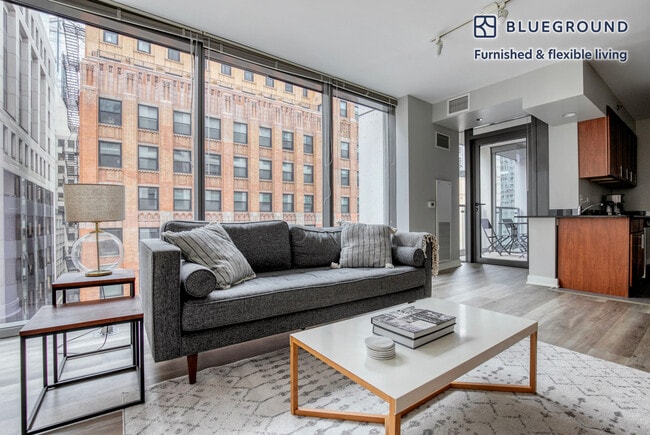 Photo - 210 N Wells St Unit FL19-ID1073