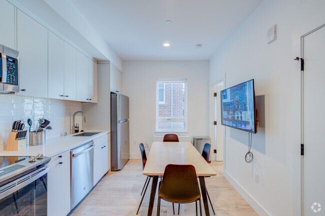 Unit 1 - Kitchen 1 - Bosco