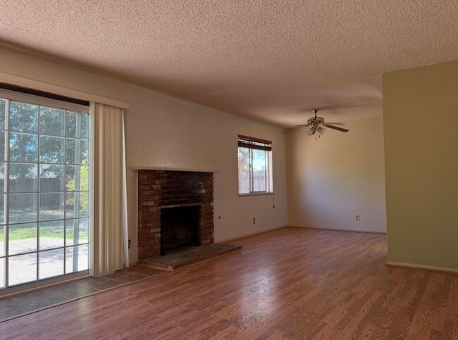 Photo - 4675 Verdugo Pl