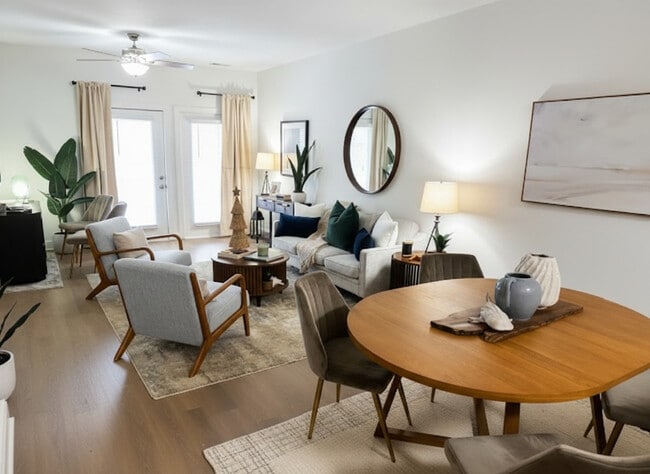 Building Photo - Townes at Prior