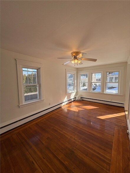 Photo - 39 Mawney Ave