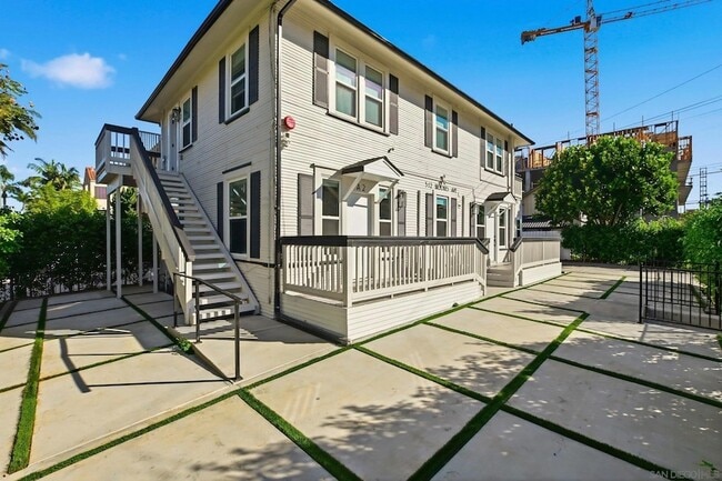 Building Photo - 312 Brookes Ave Unit B2